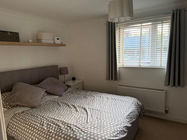 Flat 5 Charlotte House , Reigate 